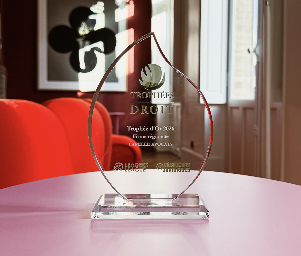 Camille Avocats reçoit le Trophée d’Or – Firme régionale au Sommet du Droit